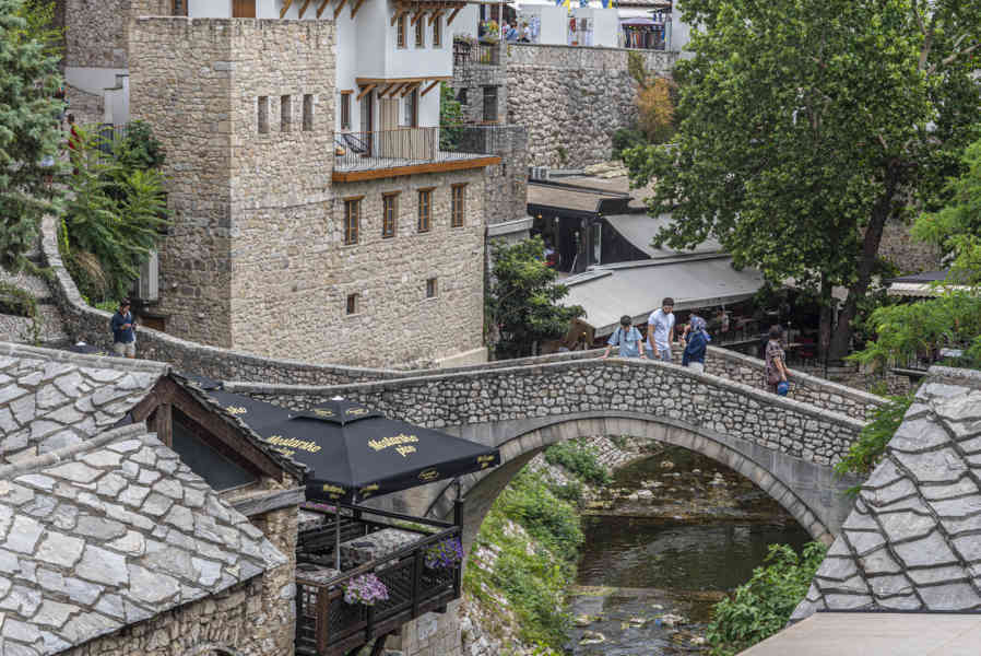 Bosnia y Herzegovina - Mostar 13 - puente Kriva Cuprija (Puente Torcido)